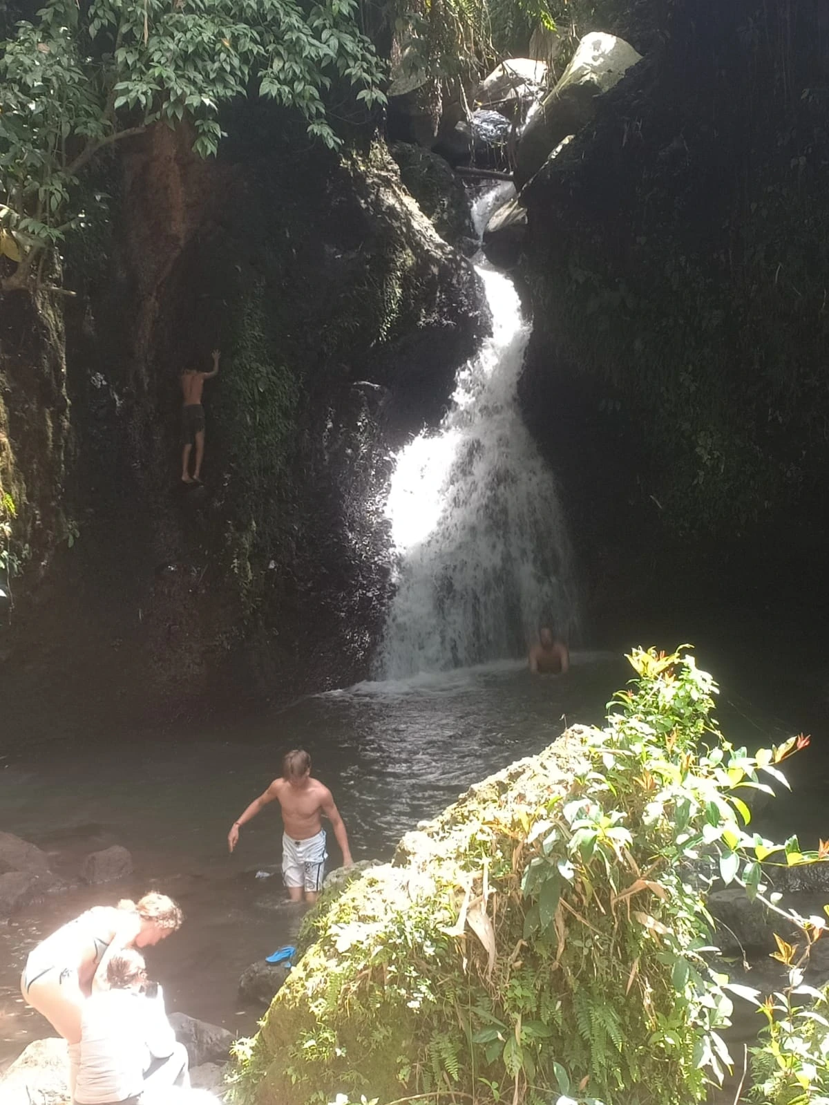 Wisata Air Terjun di Lombok